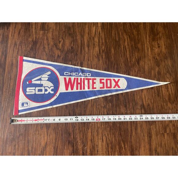 Vintage Chicago White Sox pennant banner - Picture 1 of 3